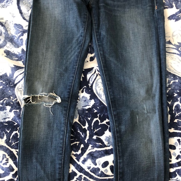 Denim & Supply - Distressed Skinny Jeans - Size 26 - Picture 4 of 5